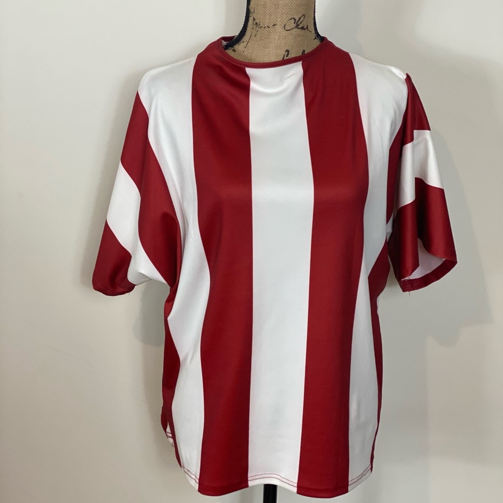 Top - Picture 3 of 3